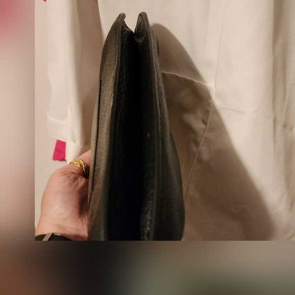 Coach Leather Double zipper purse - Picture 16 of 16